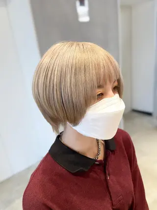 ショート カラー ハイトーン×レイヤー ／遠藤将太のヘアスタイル