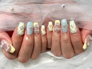 ネイル Roi〈ロワ〉 Akariのネイルデザイン