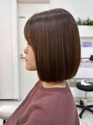 カラー 伊佐 愛のヘアスタイル