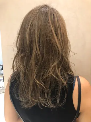 ロング カラー 乾かすだけで艶髪酸性 ストレート髙橋悠耶のヘアスタイル