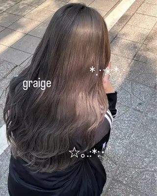ロング カラー 🍓ハイトーンカラー 🎀nene🍓のヘアスタイル