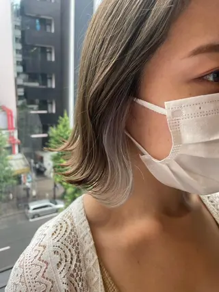 ショート カラー ブリーチ👩🦳/ ✂︎MANAMIのヘアスタイル