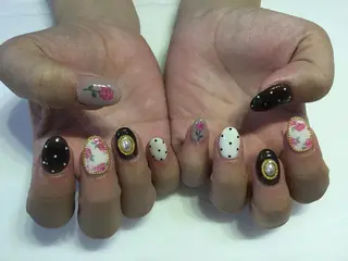 ネイル 💎🐰 saki. m 🐰💎のネイルデザイン