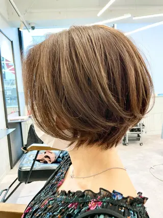 ショート カラー 色気レイヤー& ショートはお任せ🌟のヘアスタイル