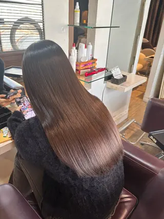 ロング はるか/阪急茨木/髪 質改善/透明感カラーのヘアスタイル