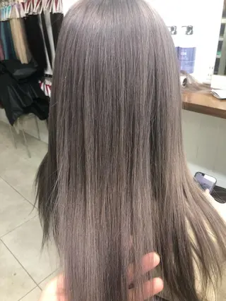 カラー ダブルスキルエクステ /羽エクステ白石宇由のヘアスタイル