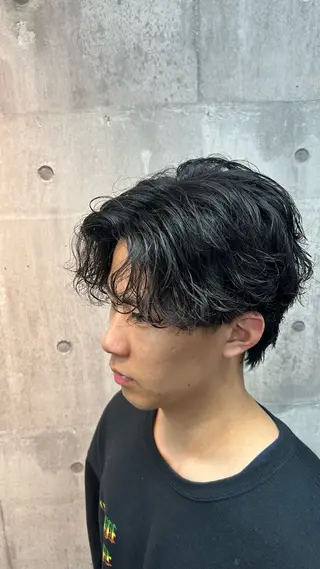 ミディアム 👑パーマの王様👑 【メンズ専門店】のヘアスタイル