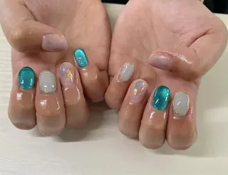 ショート カラー ネイル Nailsalon Calmeのネイルデザイン