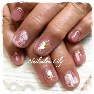ネイル Lily*nail 🌻Mii🌻のネイルデザイン