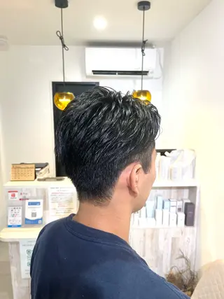 ショート イロアイヘアー Renのヘアスタイル