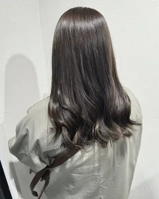 セミロング カラー ハイトーン/レイヤー /艶カラー🎀のヘアスタイル