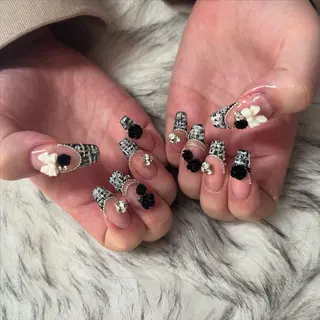 ロング mao .のネイルデザイン