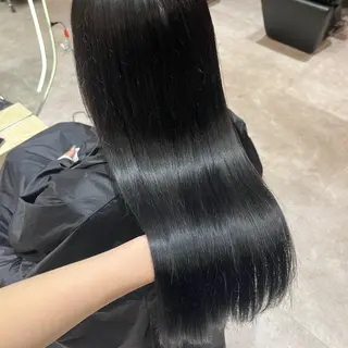 ロング 顔周りカット/ 透明感カラー/ユナのヘアスタイル