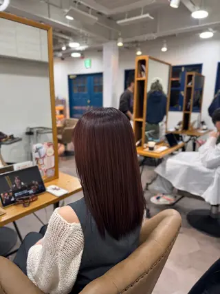 セミロング 🌱縮毛矯正/カラー /🌈りつき🌈のヘアスタイル