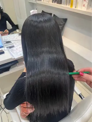 ロング [髪質改善カラー] 佐藤唯花🦋のヘアスタイル