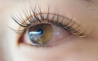 マツエク・マツパ AIMEROSE 心斎橋のマツエク・マツパデザイン