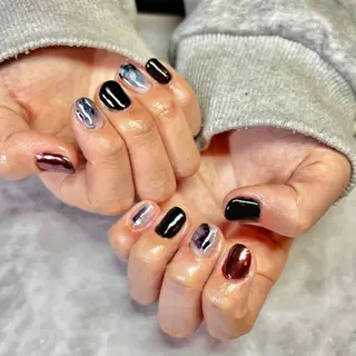 ネイル 光 るいのネイルデザイン
