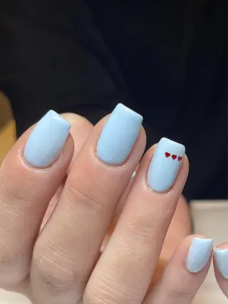 ネイル Rika🌼 シンプル•マグネットのネイルデザイン