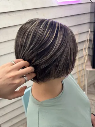 ショート YU MAのヘアスタイル