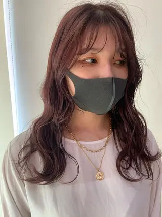 ロング yaya✂︎ 美髪/艶カラーのヘアスタイル
