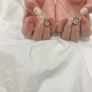 ネイル 藤原 胡桃のネイルデザイン