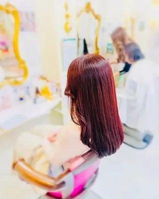 ロング 菅沼 美咲のヘアスタイル