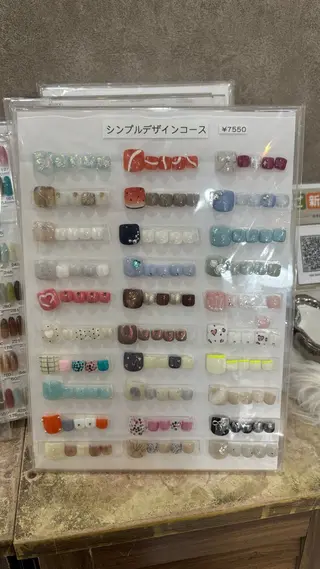 ネイル TAKEDA Rのネイルデザイン