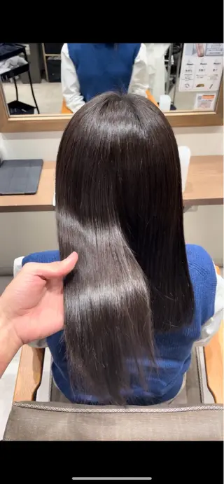 セミロング 朝5分でキマる艶髪 ／ヤマダのヘアスタイル