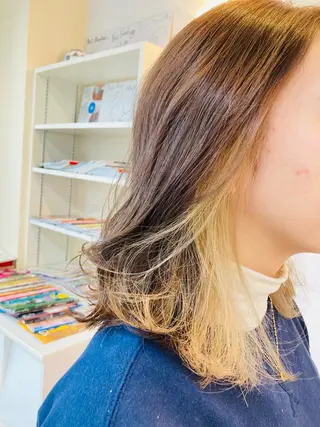 ミディアム PazRood 山下のヘアスタイル