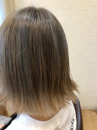 ミディアム Hiroshi ヒロシのヘアスタイル