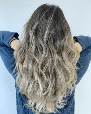 カラー ロング 髪質改善/レイヤー Chere狭山のヘアスタイル