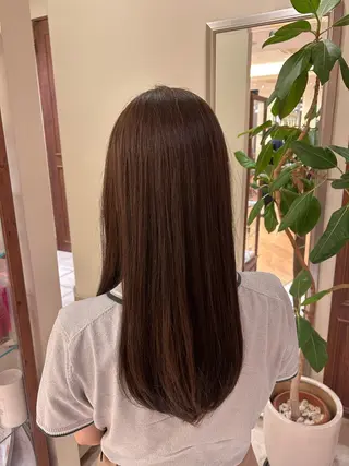 セミロング BEAUTRIUM265所属・【ストレート】 平野枝莉のヘアスタイル