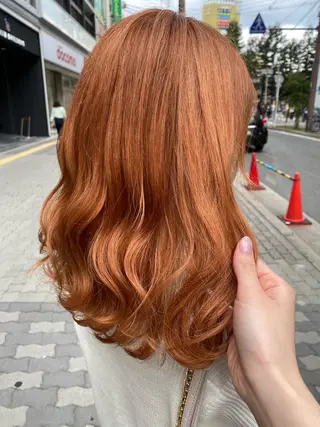 ミディアム 大野 美紅のヘアスタイル