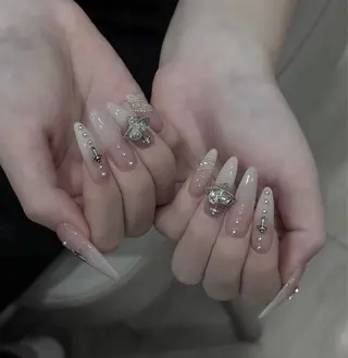 ネイル Lina nail所属・Lunaa 池袋のネイルデザイン