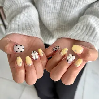 ネイル GRANDEUR焼津 Nana🦖のネイルデザイン