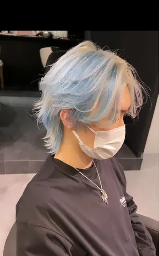 セミロング カラー メンズ ブリーチ特化 ハイトーンRYOYAのヘアスタイル