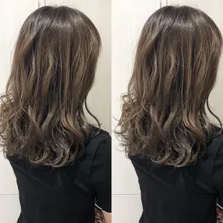 カラー 三鷹で1番ショート ボブをカットする新谷のヘアスタイル