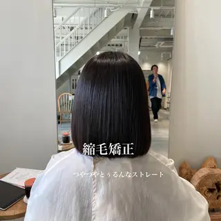 ミディアム 峯崎 葵のヘアスタイル