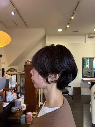ショート パーマ 三國 栞音のヘアスタイル