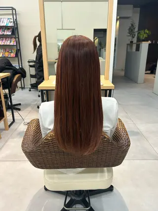 ロング カラー エマ・スピリット所属・宇治橋 七海のヘアスタイル