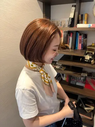 ショート カラー ヘアアレンジ mina 🐈‍⬛ ラフな似合わせヘアのヘアスタイル