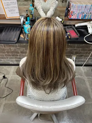 ロング カラー ヘアアレンジ イツキ🌕デザインカ ラー🥨髪質改善🫧のヘアスタイル
