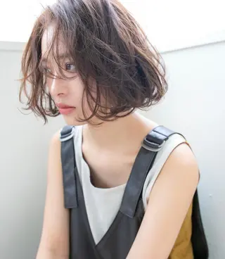 ショート カラー 美髪矯正・レイヤー 倉友哉のヘアスタイル