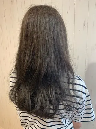 ロング カラー 工藤 萌香のヘアスタイル