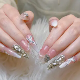 ネイル ANH NAIL ゴテゴテ専門店💎のネイルデザイン