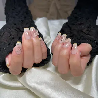 ネイル マツエク・マツパ アイブロウ Nail&eye Belire 新宿のネイルデザイン