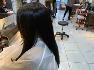 ロング ヘッドスパニスト YUZURIのヘアスタイル