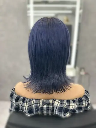ミディアム カラー ハイトーン🪼派手髪 mahoのヘアスタイル