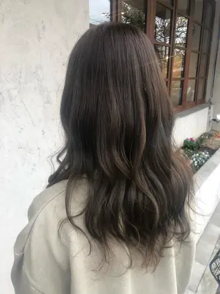 ロング カラー merc. 福田茜のヘアスタイル