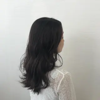 ロング カラー オリーブ/アッシュ やわらか透明感カラーのヘアスタイル